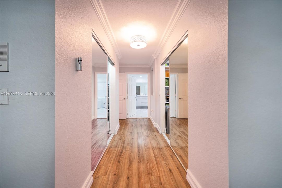 For Sale: $999,999 (6 beds, 4 baths, 3446 Square Feet)