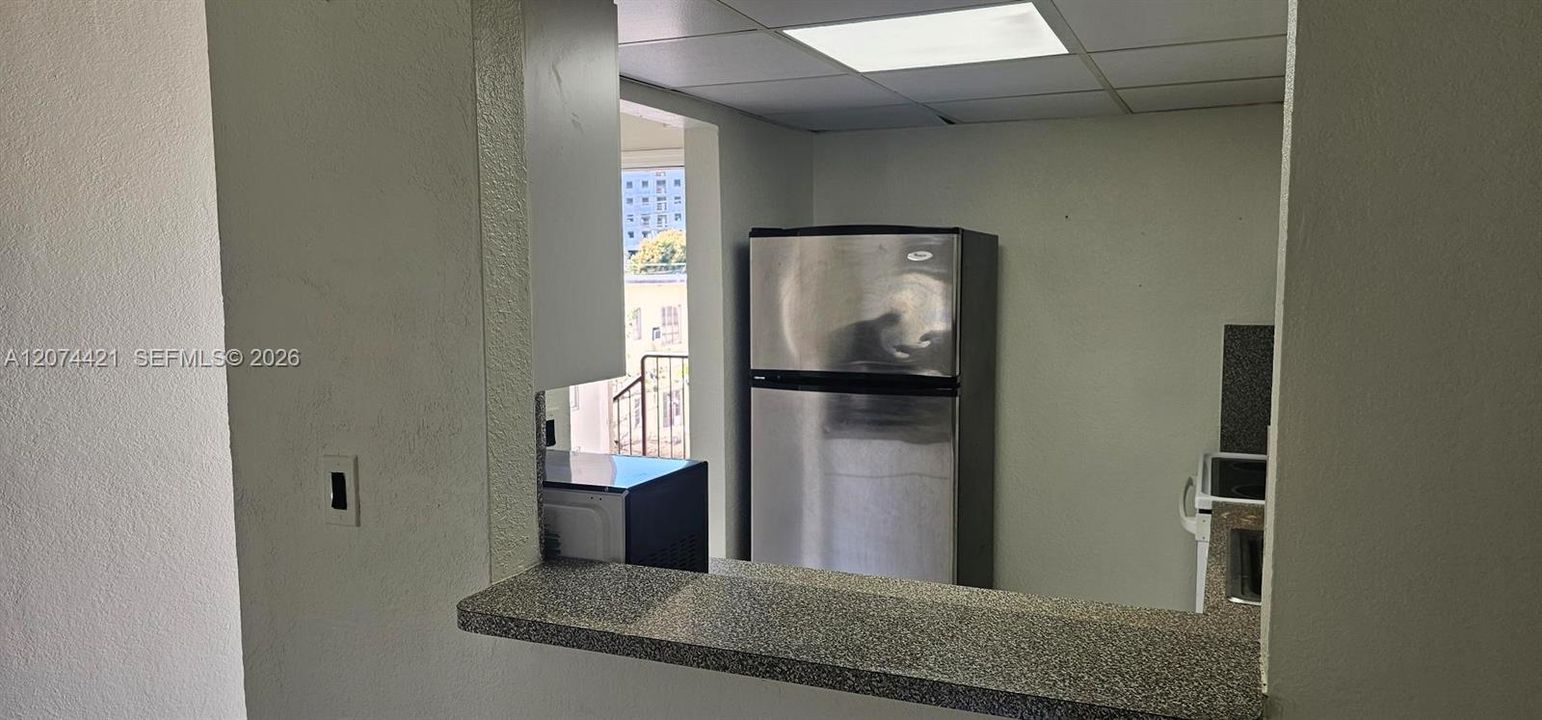 For Rent: $1,550 (2 beds, 1 baths, 708 Square Feet)