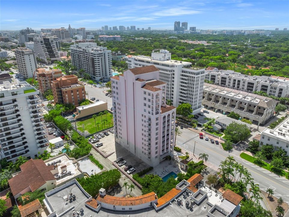 For Sale: $1,390,000 (3 beds, 3 baths, 2270 Square Feet)