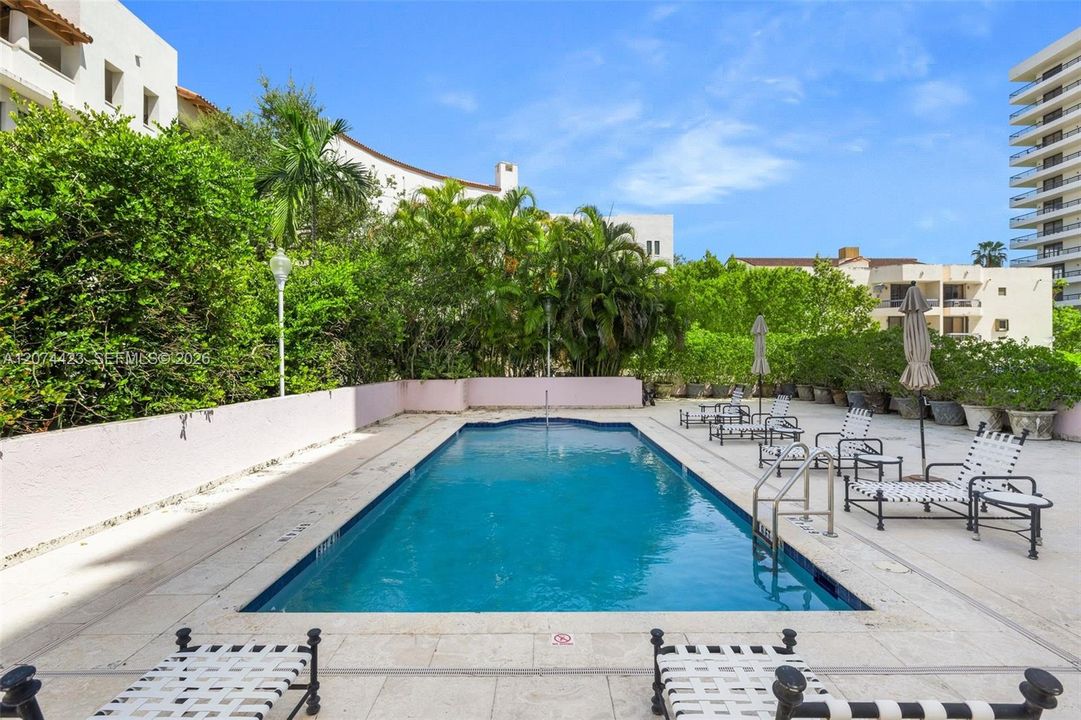 For Sale: $1,390,000 (3 beds, 3 baths, 2270 Square Feet)