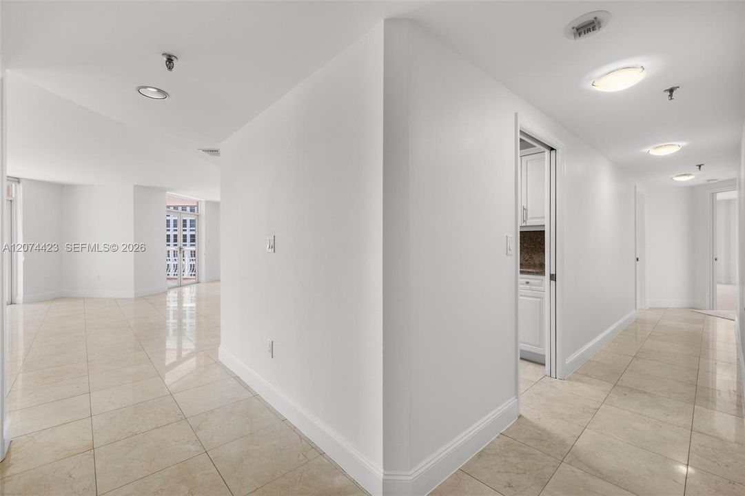For Sale: $1,390,000 (3 beds, 3 baths, 2270 Square Feet)