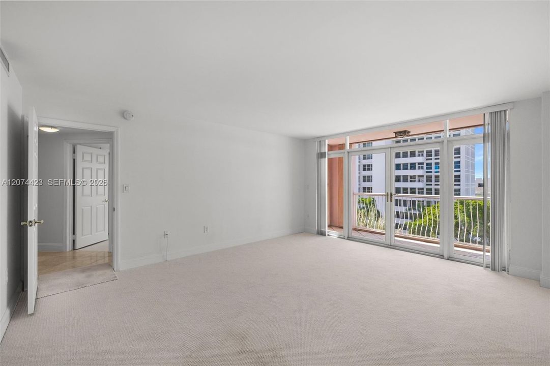 For Sale: $1,390,000 (3 beds, 3 baths, 2270 Square Feet)