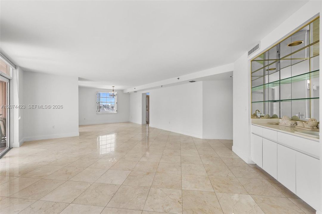 For Sale: $1,390,000 (3 beds, 3 baths, 2270 Square Feet)