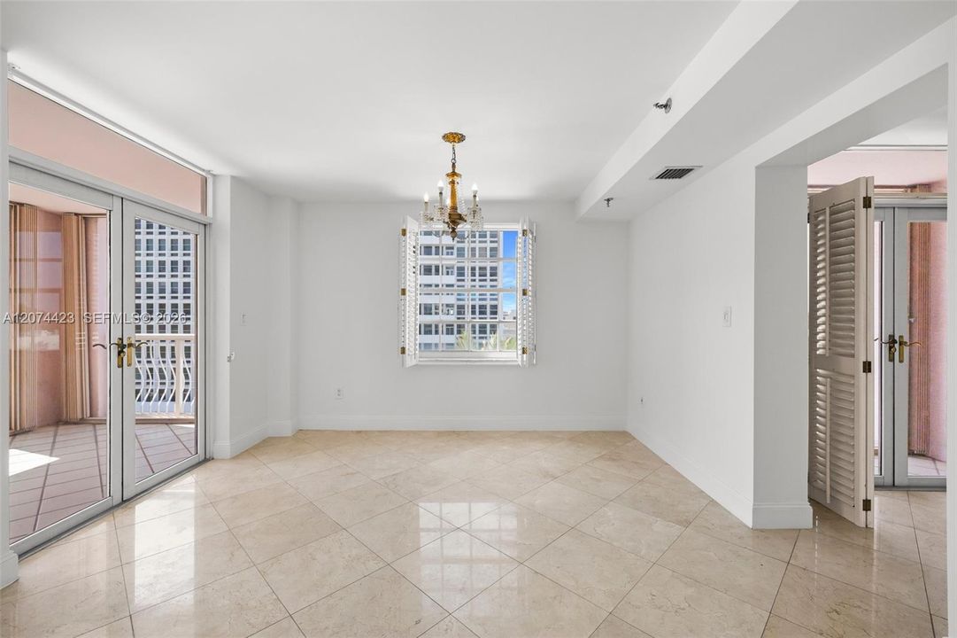 For Sale: $1,390,000 (3 beds, 3 baths, 2270 Square Feet)