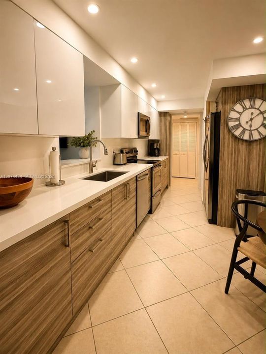 For Rent: $6,000 (2 beds, 2 baths, 1780 Square Feet)