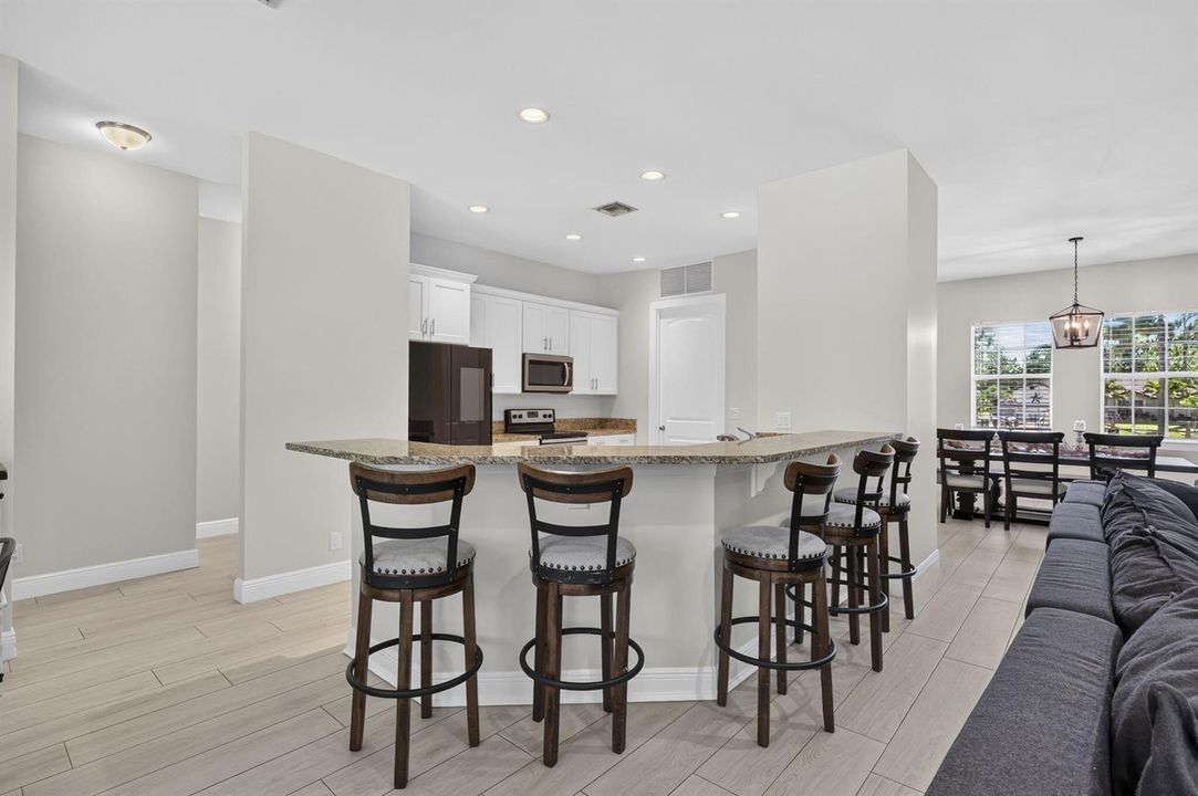 PLENTY OF COUNTER SEATING