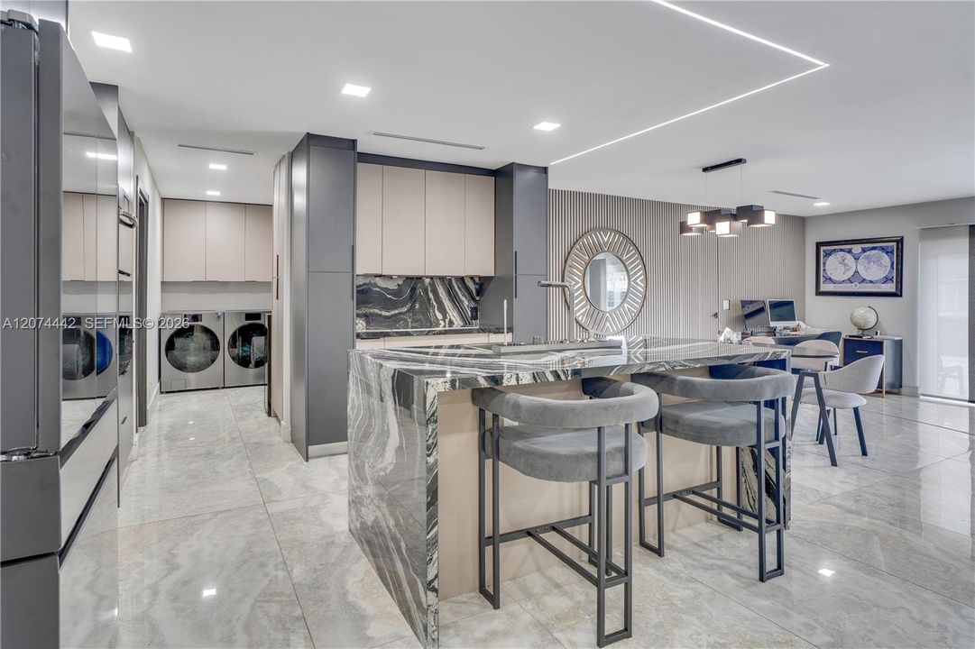 En Venta: $1,649,000 (3 camas, 2 baños, 1722 Pies cuadrados)