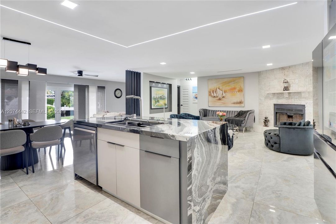 En Venta: $1,649,000 (3 camas, 2 baños, 1722 Pies cuadrados)