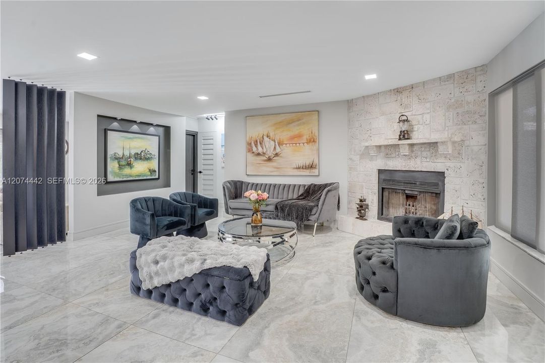 En Venta: $1,649,000 (3 camas, 2 baños, 1722 Pies cuadrados)