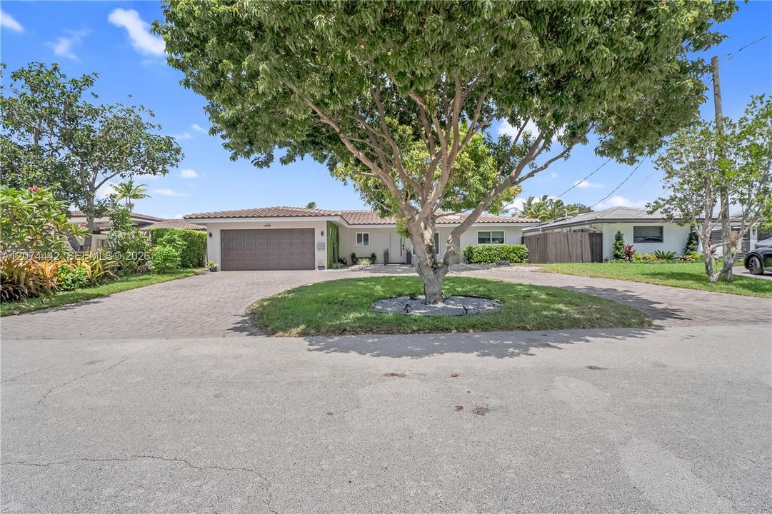 En Venta: $1,649,000 (3 camas, 2 baños, 1722 Pies cuadrados)