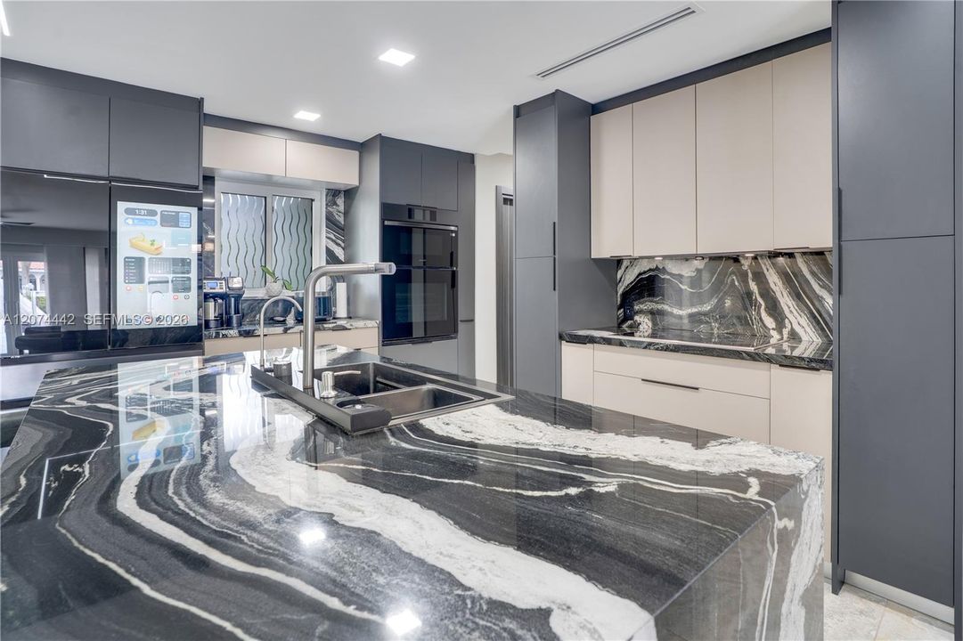 En Venta: $1,649,000 (3 camas, 2 baños, 1722 Pies cuadrados)