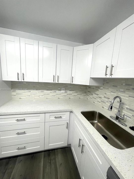For Rent: $2,500 (2 beds, 2 baths, 1190 Square Feet)