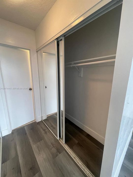 For Rent: $2,500 (2 beds, 2 baths, 1190 Square Feet)