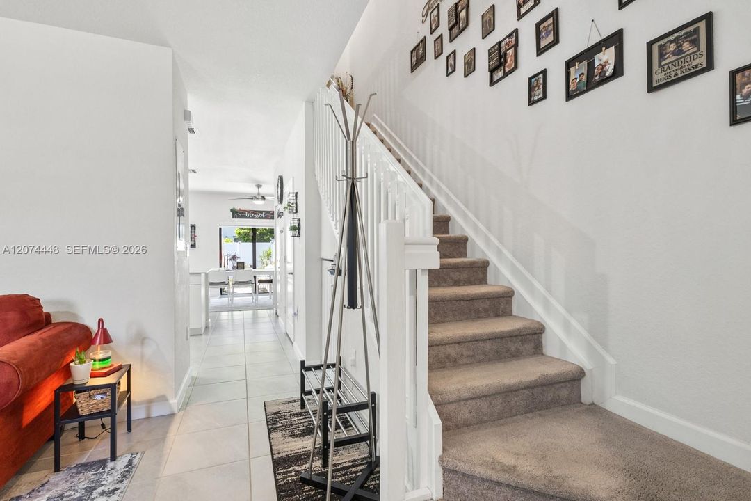 For Sale: $494,900 (3 beds, 2 baths, 1412 Square Feet)