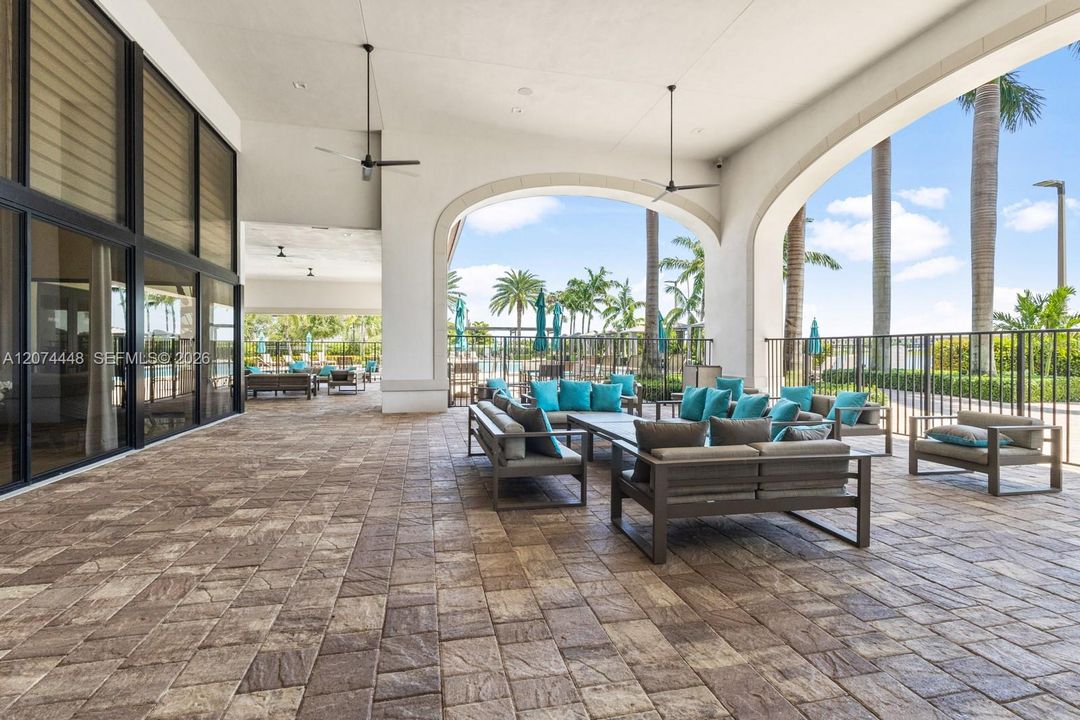 For Sale: $494,900 (3 beds, 2 baths, 1412 Square Feet)