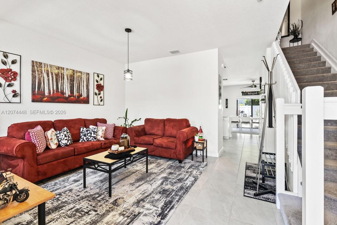 For Sale: $494,900 (3 beds, 2 baths, 1412 Square Feet)