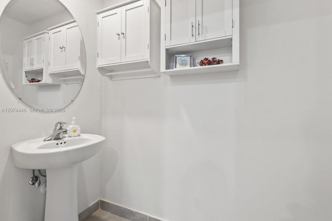 For Sale: $494,900 (3 beds, 2 baths, 1412 Square Feet)