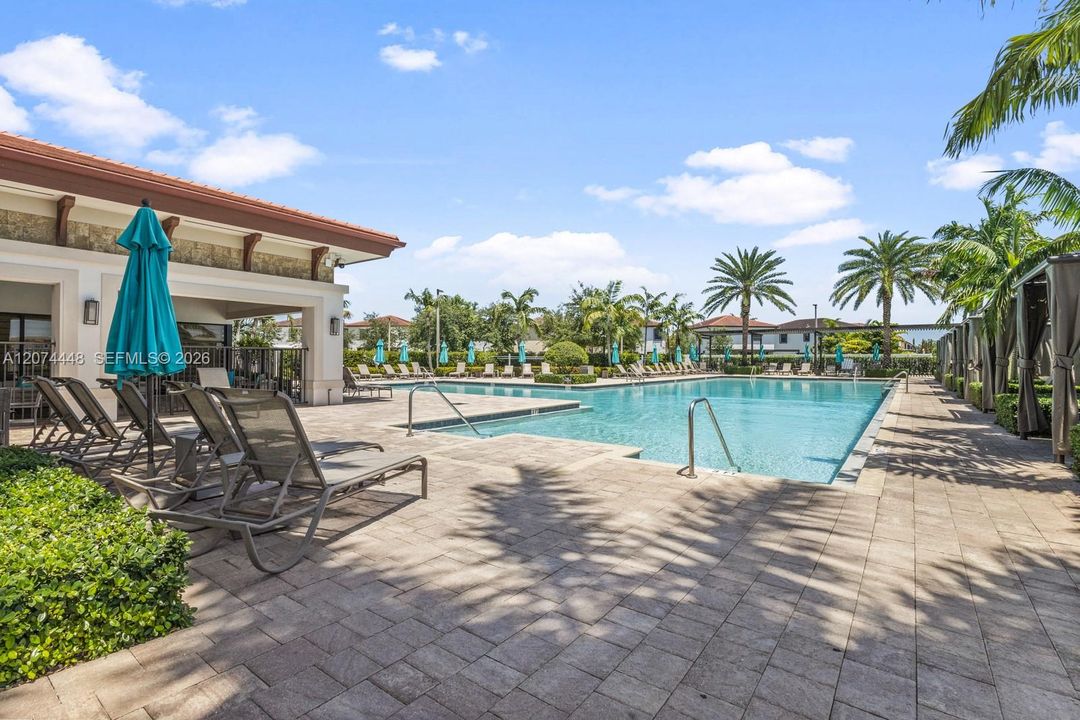 For Sale: $494,900 (3 beds, 2 baths, 1412 Square Feet)