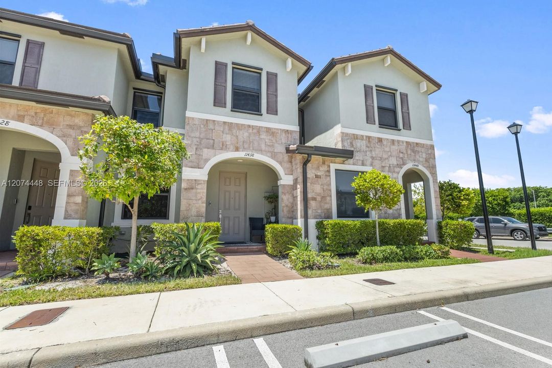 For Sale: $494,900 (3 beds, 2 baths, 1412 Square Feet)
