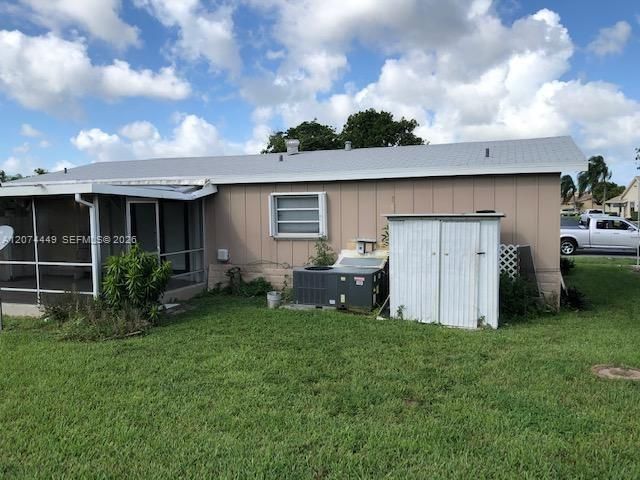 For Rent: $2,050 (2 beds, 2 baths, 1000 Square Feet)