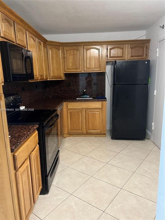 For Rent: $3,550 (2 beds, 2 baths, 1206 Square Feet)