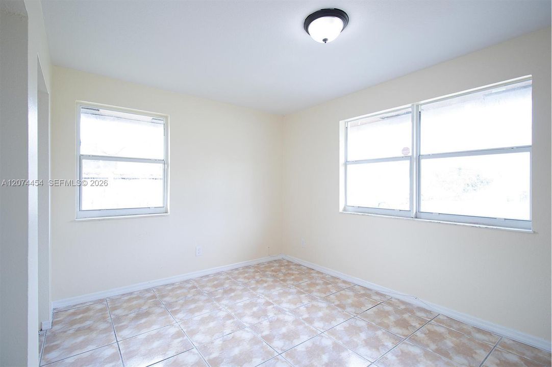 For Sale: $415,000 (3 beds, 2 baths, 1459 Square Feet)