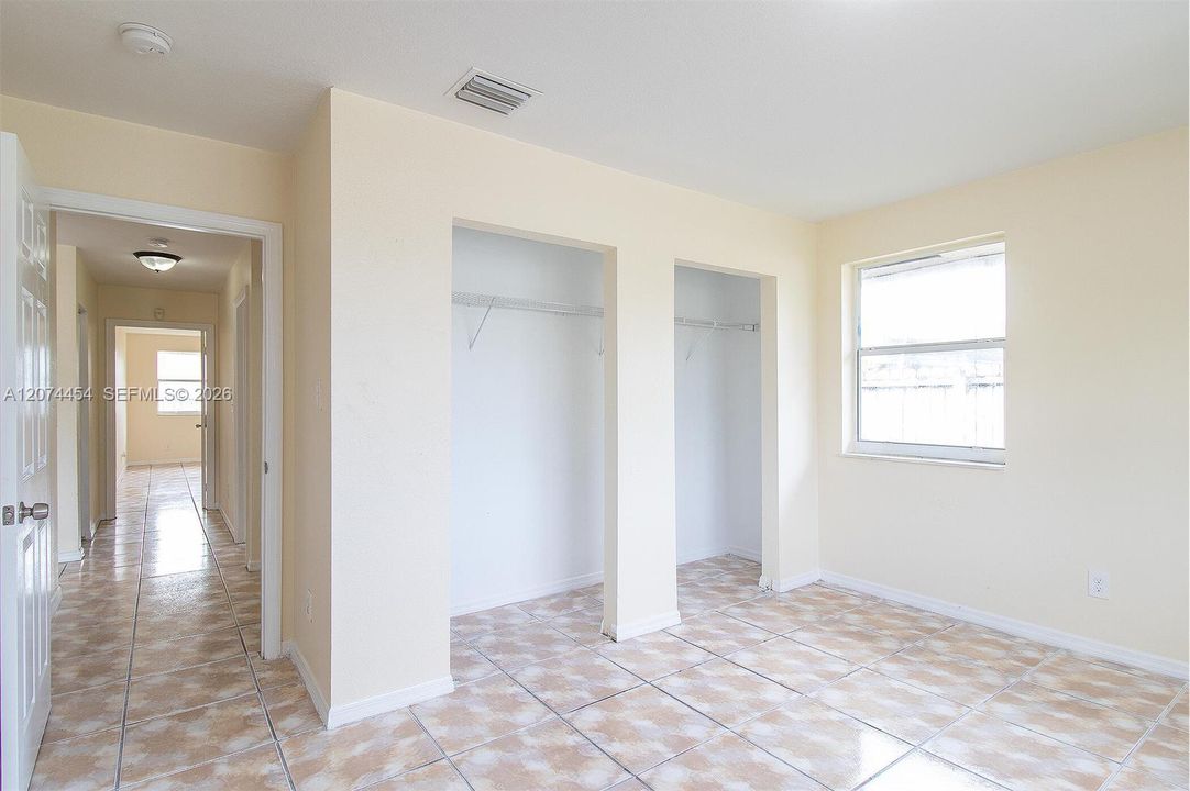 For Sale: $415,000 (3 beds, 2 baths, 1459 Square Feet)