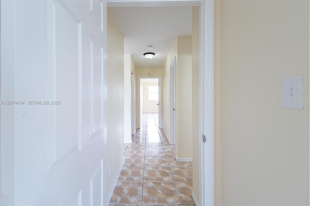For Sale: $415,000 (3 beds, 2 baths, 1459 Square Feet)