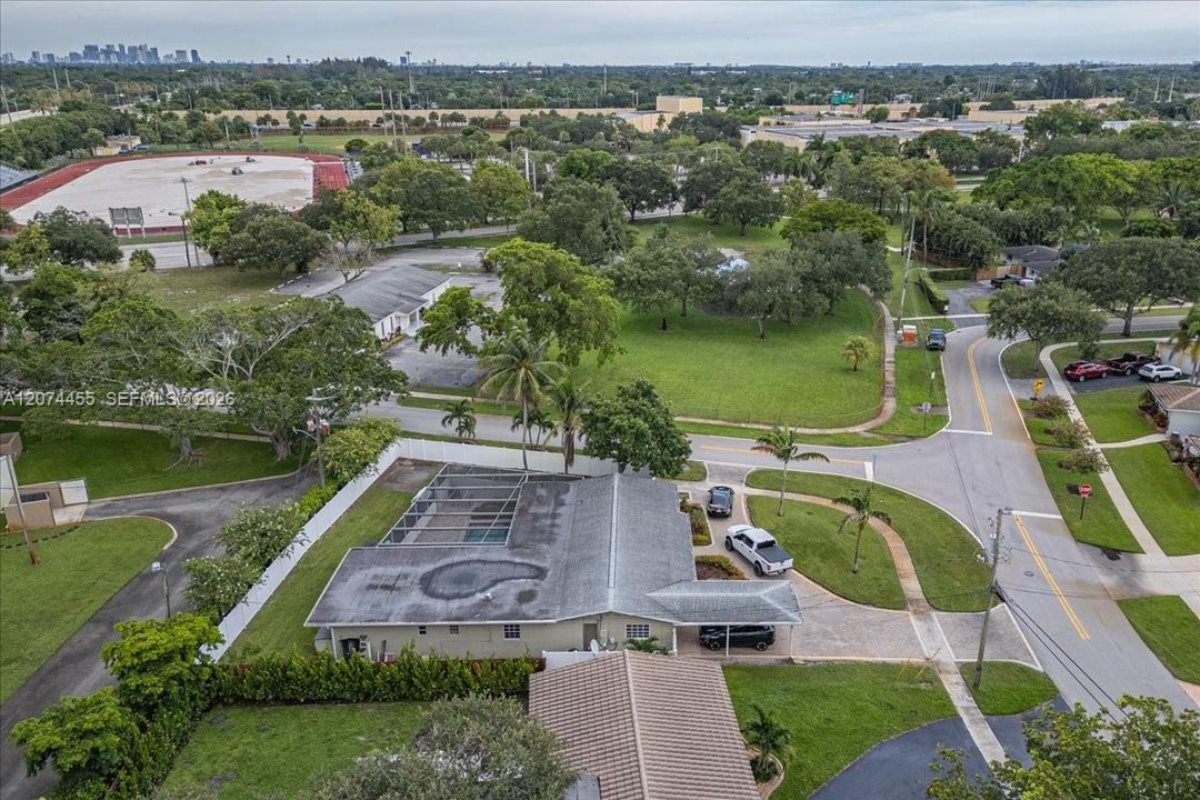 En Venta: $780,000 (4 camas, 3 baños, 0 Pies cuadrados)
