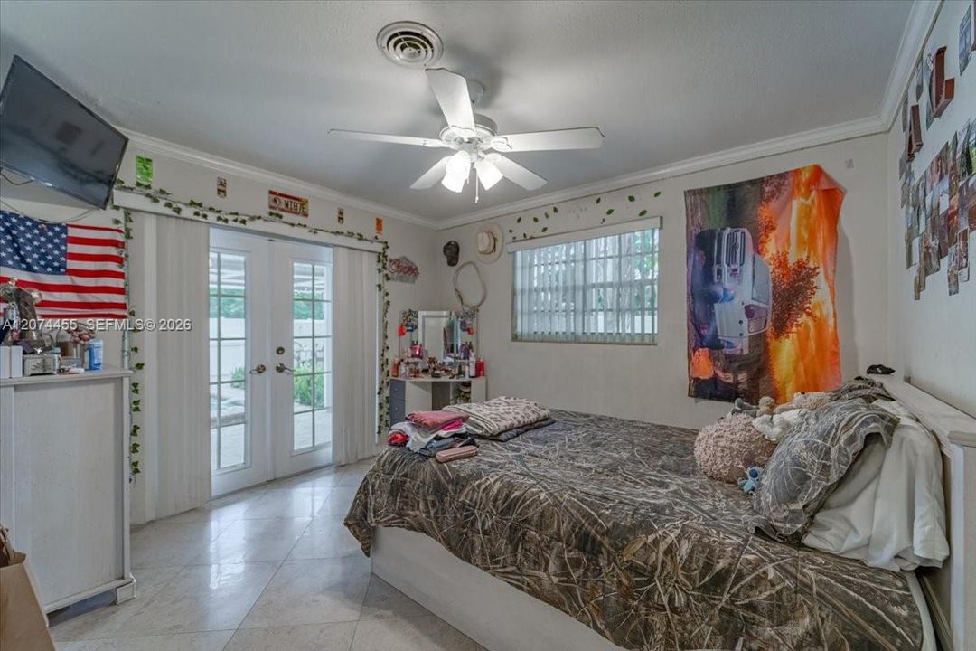 En Venta: $780,000 (4 camas, 3 baños, 0 Pies cuadrados)