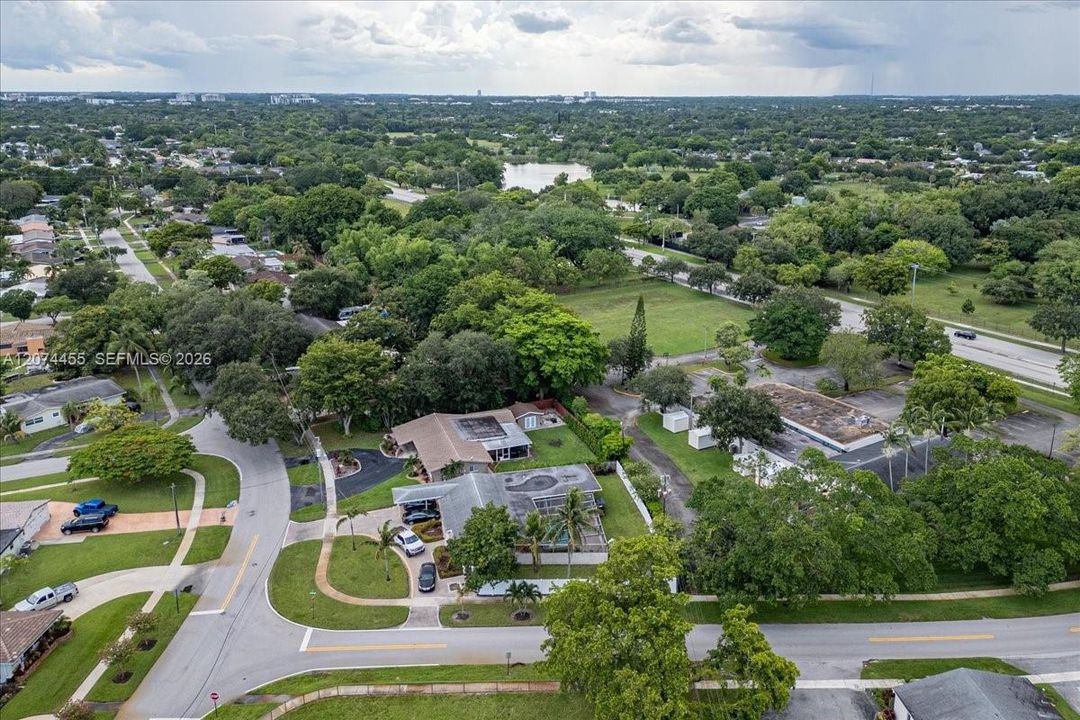 En Venta: $780,000 (4 camas, 3 baños, 0 Pies cuadrados)