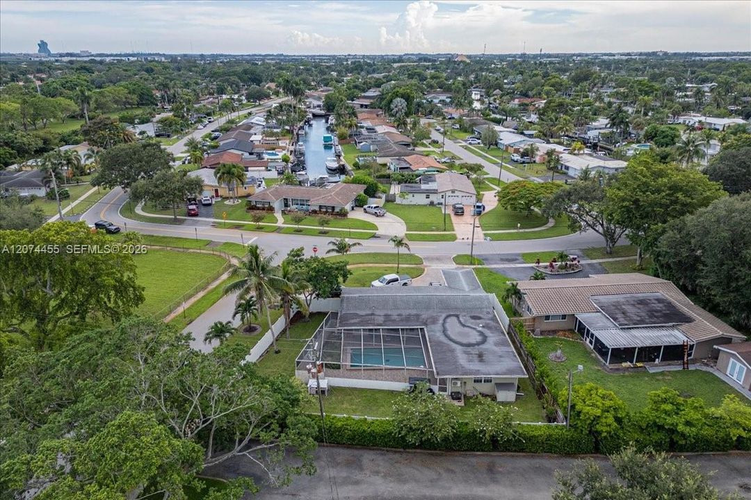 En Venta: $780,000 (4 camas, 3 baños, 0 Pies cuadrados)
