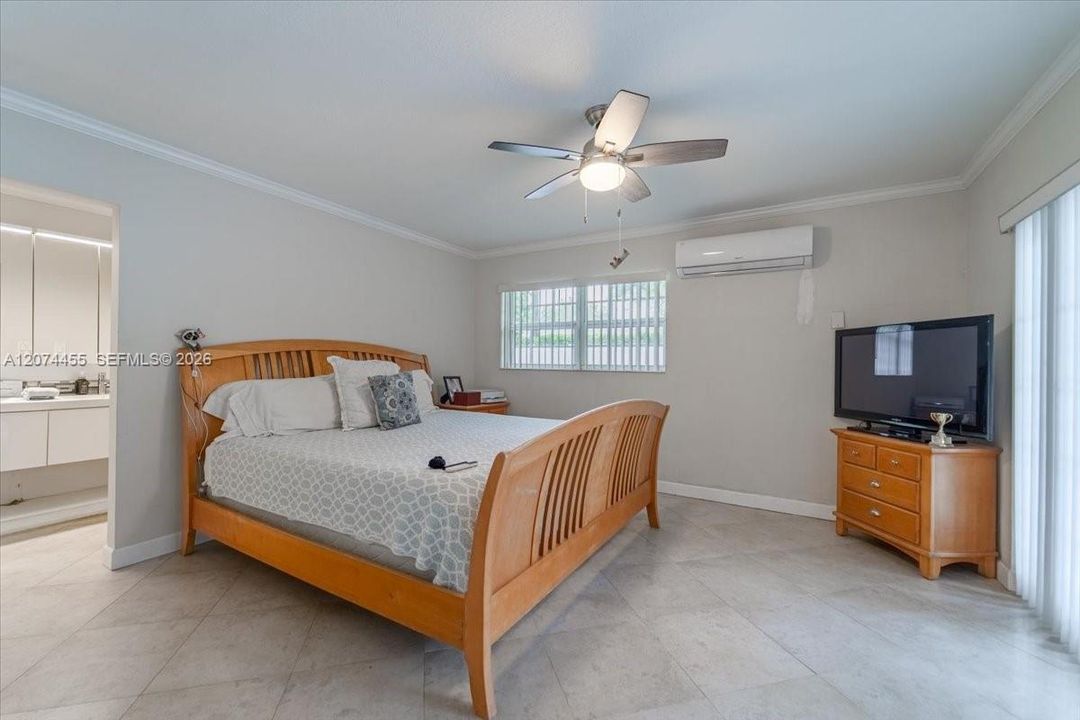 En Venta: $780,000 (4 camas, 3 baños, 0 Pies cuadrados)