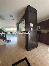 For Rent: $2,590 (3 beds, 2 baths, 1770 Square Feet)