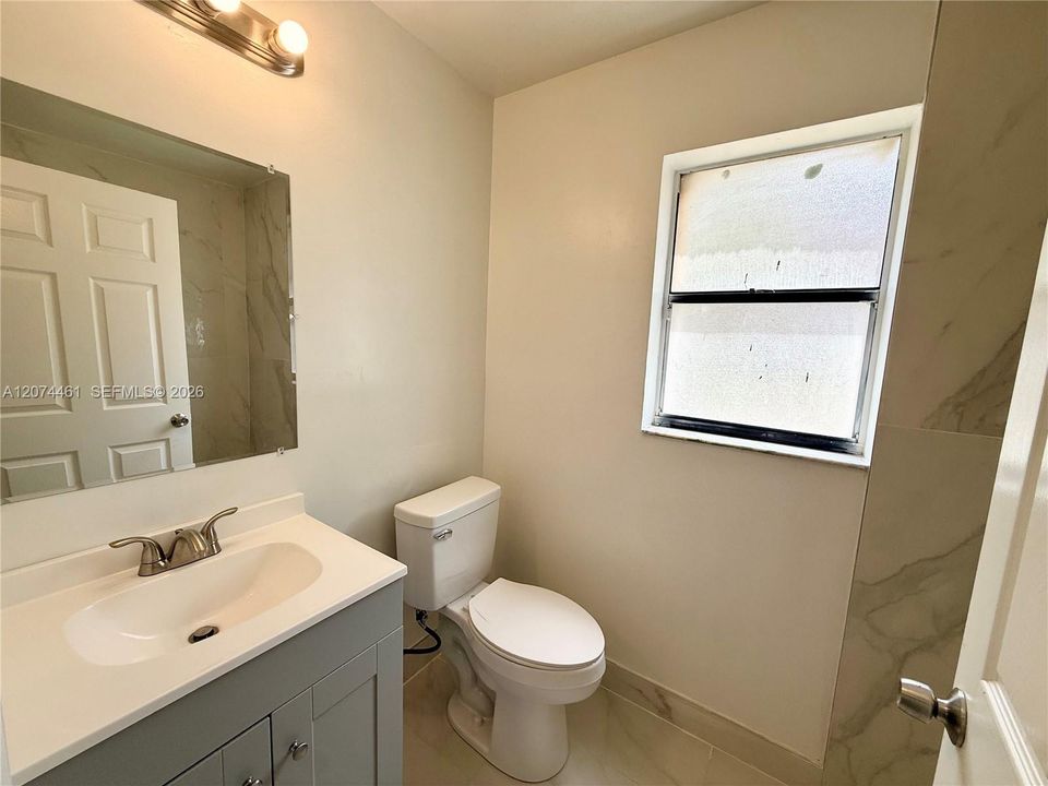 For Rent: $2,600 (3 beds, 2 baths, 1030 Square Feet)