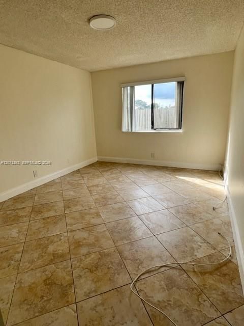 For Rent: $2,600 (3 beds, 2 baths, 1508 Square Feet)