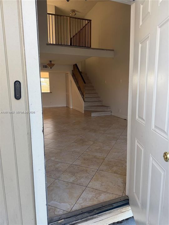For Rent: $2,600 (3 beds, 2 baths, 1508 Square Feet)