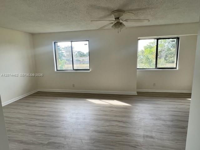 For Rent: $2,600 (3 beds, 2 baths, 1508 Square Feet)