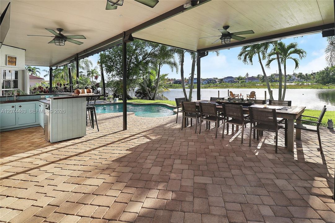For Sale: $1,039,000 (4 beds, 3 baths, 3306 Square Feet)