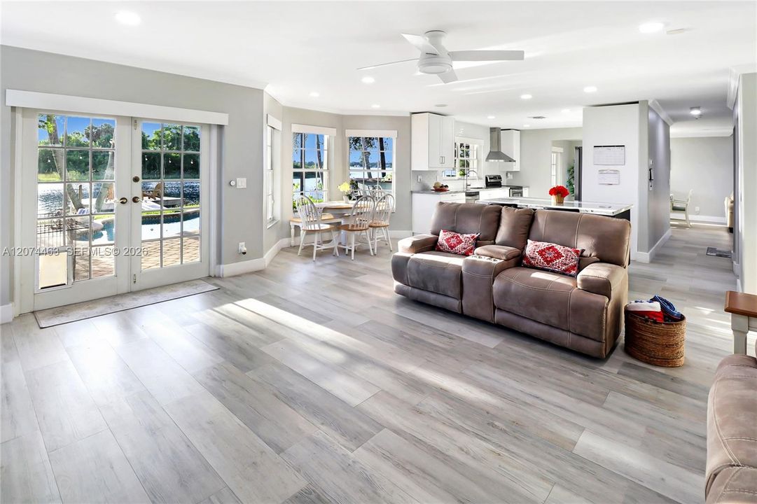 For Sale: $1,039,000 (4 beds, 3 baths, 3306 Square Feet)