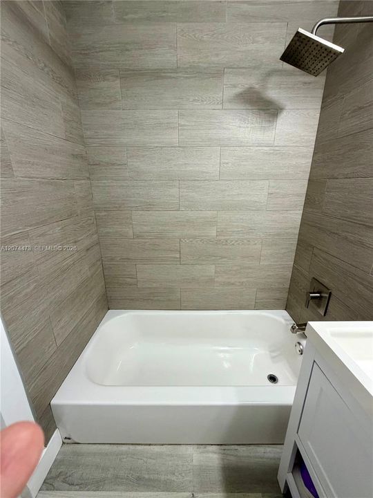 For Rent: $1,750 (1 beds, 1 baths, 503 Square Feet)