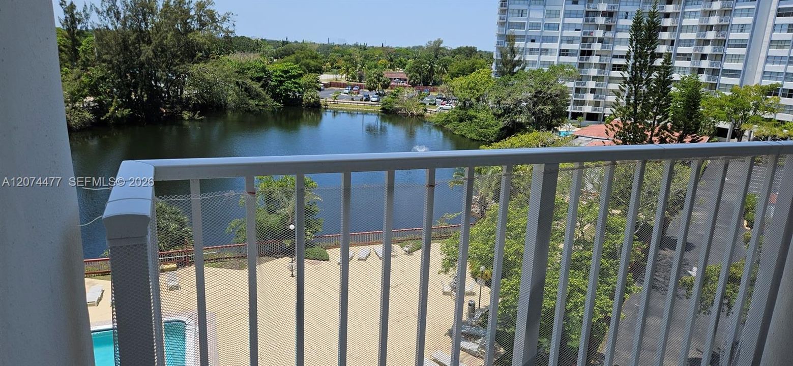 For Rent: $1,575 (1 beds, 1 baths, 825 Square Feet)