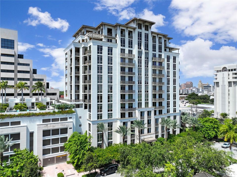 For Sale: $3,700,000 (3 beds, 3 baths, 2560 Square Feet)