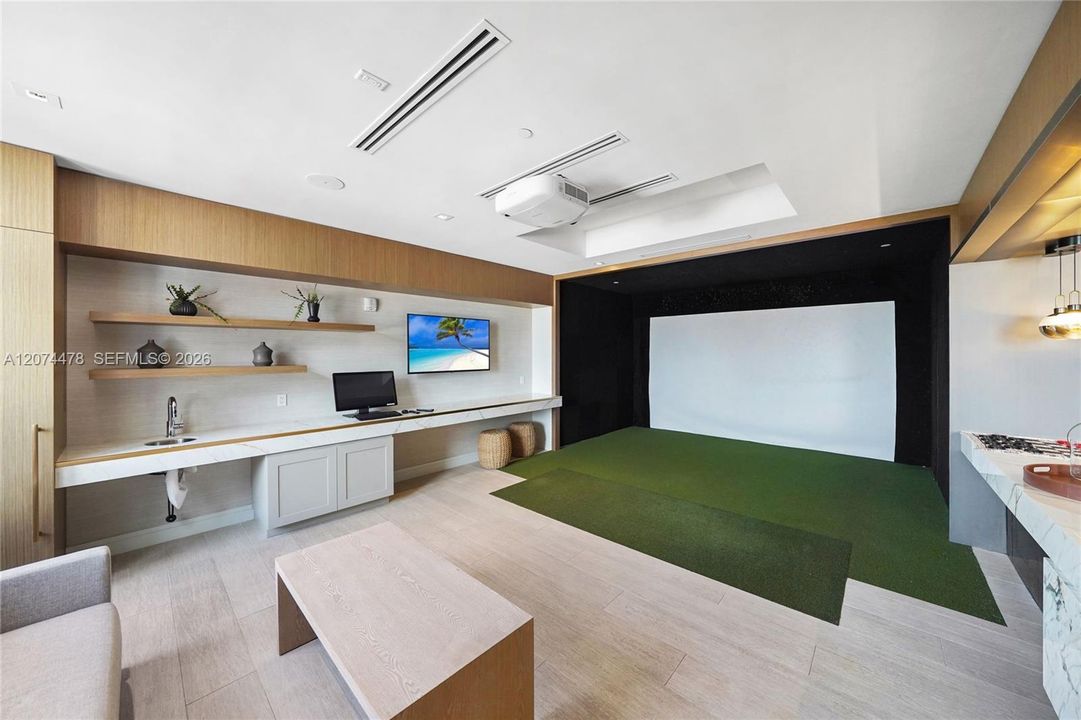 For Sale: $3,850,000 (3 beds, 3 baths, 2560 Square Feet)