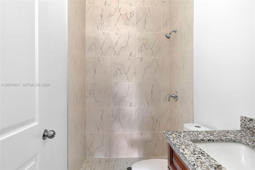 For Rent: $3,950 (4 beds, 2 baths, 1567 Square Feet)