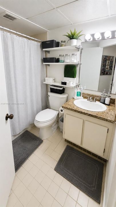 En Venta: $250,000 (1 camas, 1 baños, 710 Pies cuadrados)