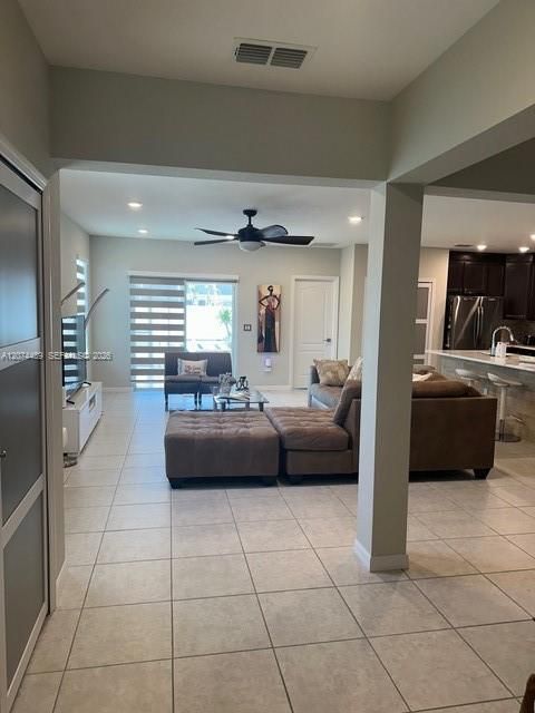 For Sale: $392,500 (3 beds, 2 baths, 1702 Square Feet)
