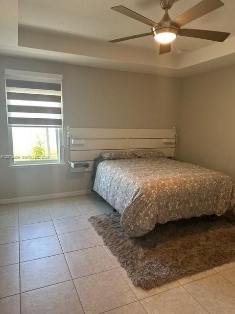 For Sale: $392,500 (3 beds, 2 baths, 1702 Square Feet)