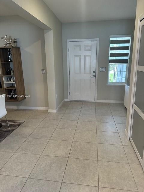 For Sale: $392,500 (3 beds, 2 baths, 1702 Square Feet)