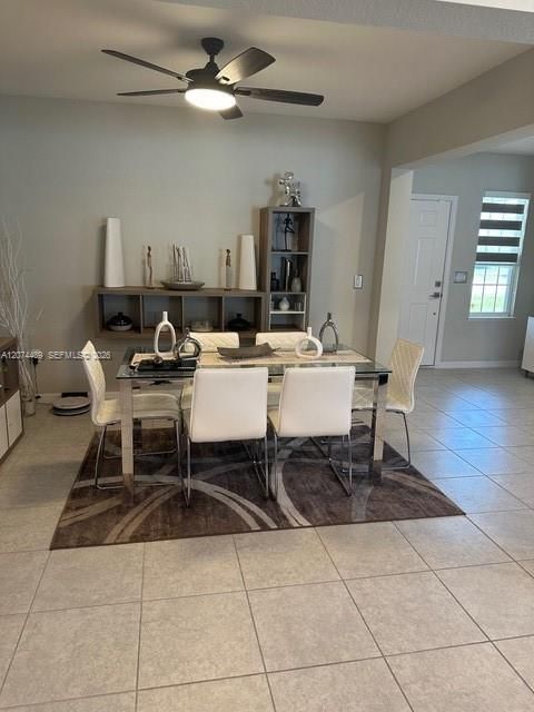 For Sale: $392,500 (3 beds, 2 baths, 1702 Square Feet)